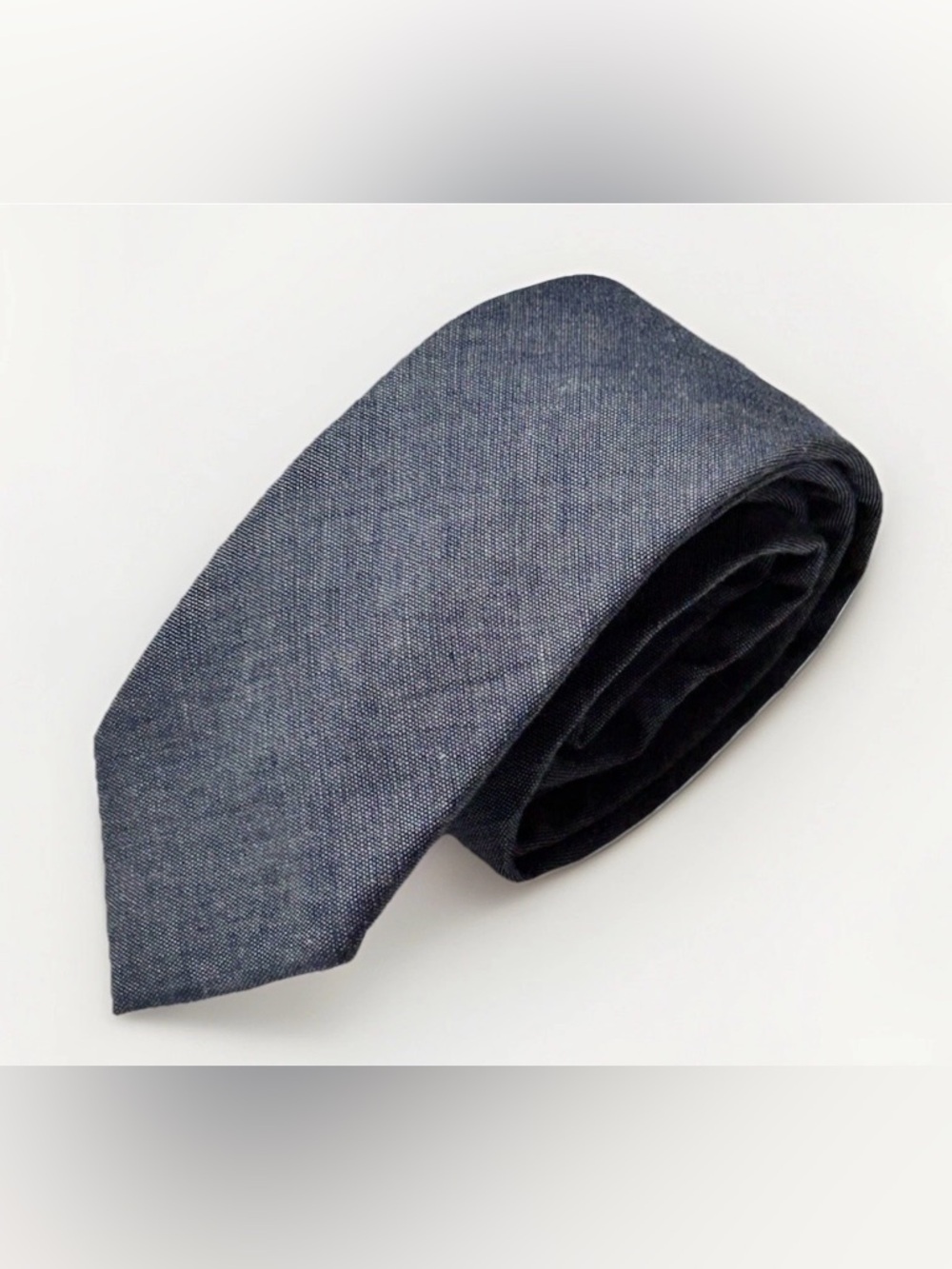 Banana Republic Classic Navy Chambray Men's Tie - NWT